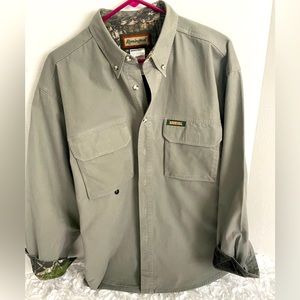 Remington Large button front shirt, long sleeve shell color.